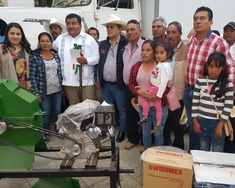 sedapa- entrega recursos zimatlán 02.jpg