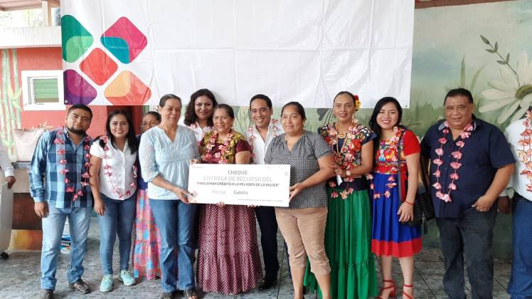 ENTREGA DE CRÉDITOS EN EL ISTMO (2)