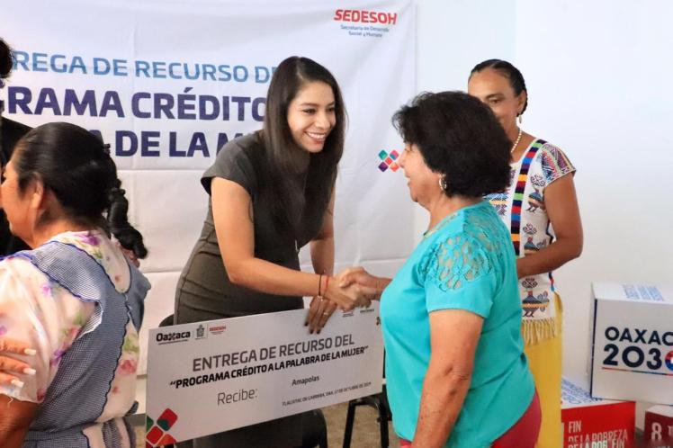 ENTREGA DE CREDITOS A LA PALABRA DE LA MUJER - VALLES CENTRALES (3)